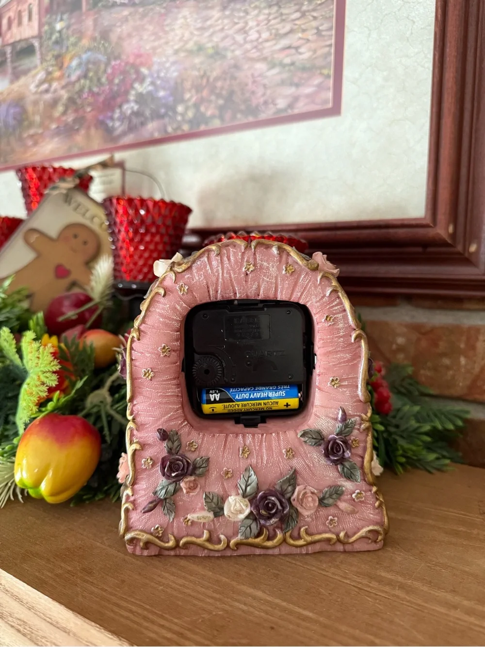 Vintage 1991 Swiss Roses Victorian Floral Quartz Table Clock – Pink Roses